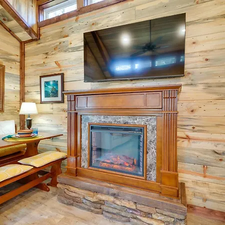 Hook, Line And Sinker Retreat With Fire Pit! Villa